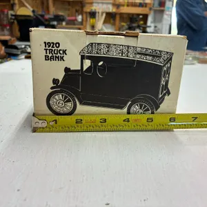 1920 Truck bank