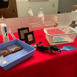 Bathroom Accessories Lot