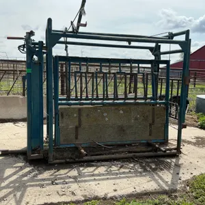 Cattle Squeeze Chute
