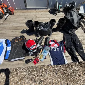 Large racing gear package   (GST 5% charged)