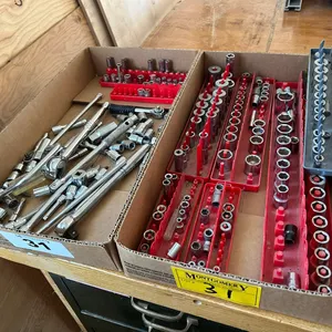 L/O ASSORTED SOCKETS, RATCHETS, EXTENSIONS, ETC.