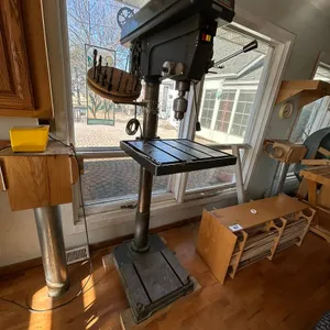 SEARS CRAFTSMEN 20 INCH PEDESTAL DRILL PRESS, 3/4" CHUCK, 12 SPEEDS