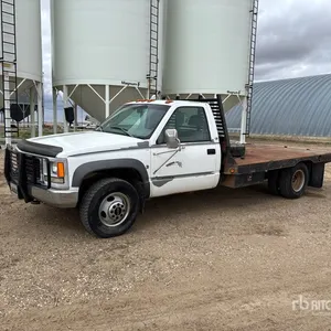 1998 GMC 3500 4x4 Flatbed Truck
