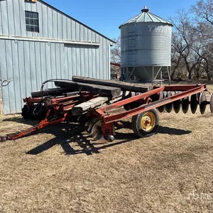 Massey Ferguson 52 14 ft Tandem Disc