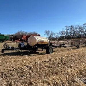 1995 Bourgault Centurion 82 ft S/A Pull-Type Sprayer