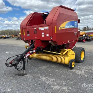 2007 New Holland BR7060 Round Baler