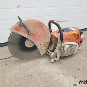 2018 STIHL TS800 Concrete Saw
 UNRESERVED