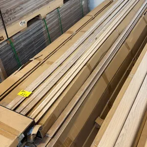 MIXED ITEMS INCL STAIRNOSE, REDUCER, T-MOULDING IN VARIOUS COLOR 94" IN MOULDINGS