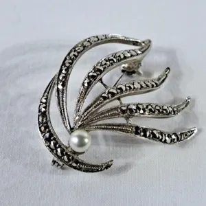 Beautiful Vintage Sterling Silver Brooch