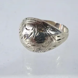Vintage 925 Silver Etched Dome Ring