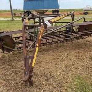 John Deere 896 Side Delivery Hake Rake