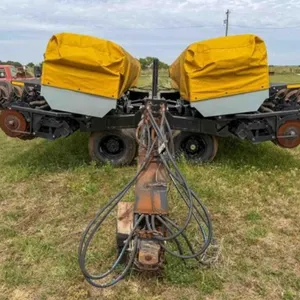 30’ Crustbuster 4030 All Plant Grain Drill