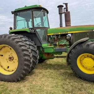 John Deere 4850 Tractor