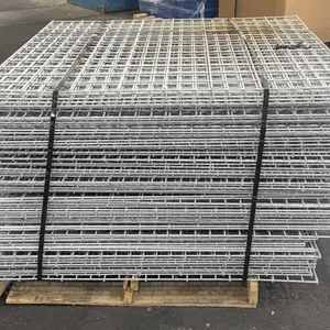 4’ x 4’ Metal Panels 
- appears to be about 56