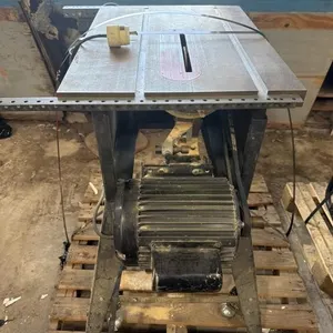 Craftsman 10” Table Saw, Twist Lock Plug