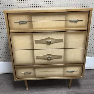 Vintage 4 Drawer Dresser - Victoriaville