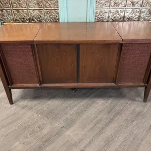Vintage Stereo Record Player- Radio works, Record