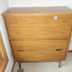 CHEST OF DRAWERS