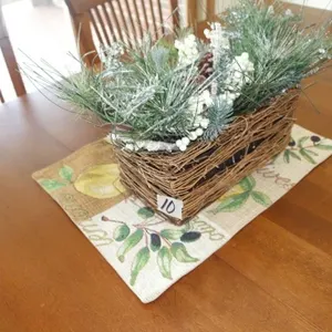 CENTER PIECE