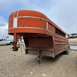 1989 LIFTOFF LIVESTOCK TRAILER