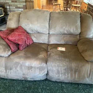Reclining loveseat, 72 inches