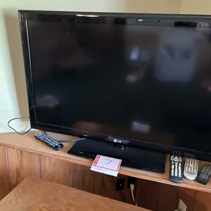 42 inch LG TV