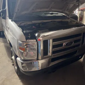 2008 Ford E-350 Box Truck