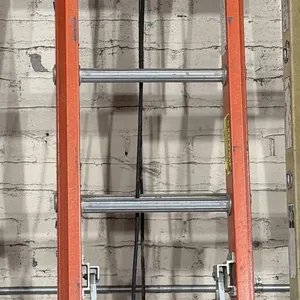 20' Fiberglass Extension Ladder
