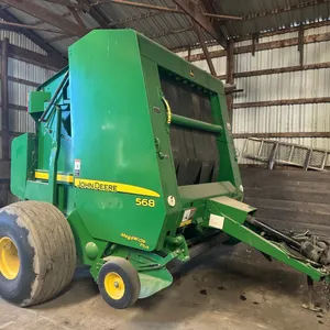 John Deere 568 MegaWide Plus round baler