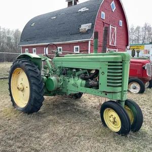 JD A TRICYCLE 2WD TRACTOR