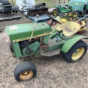 JD 110 RIDING LAWN TRACTOR - CONDITION UNKNOWN