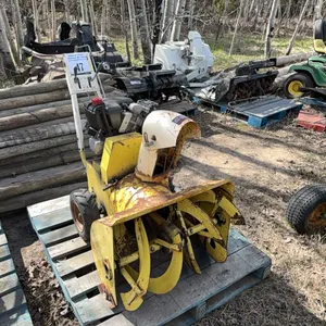 26" SNOWBLOWER - CONDITION UNKNOWN