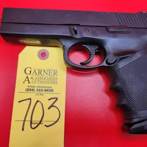 Smith & Wesson Model SW40F 40 Cal.