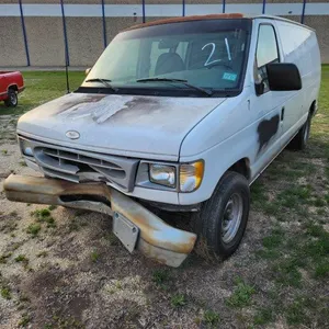 2000 Ford Van #7 - 211,591 Miles