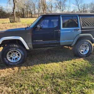 1998 Jeep Cherokee 4x4, Automatic 4L V6