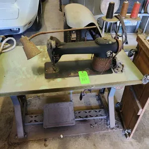 Industrial Sewing Machine