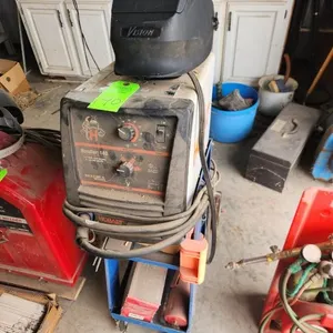 Hobart Handler140 115V Wire Feed Welder & Contents