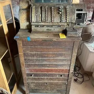 National Cash Register with Oak 9-Drawer Base Model 1821357