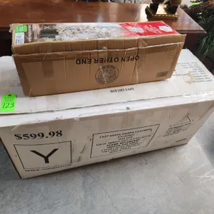 9' Fast Shape Sierra Cashmere Pre-lit Christmas Tree & 3.5' Christmas Tree