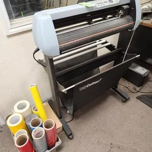 US Vinyl Cutter w/ assorted Vinyl Rolls