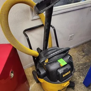 DeWalt Wet/Dry Vacuum