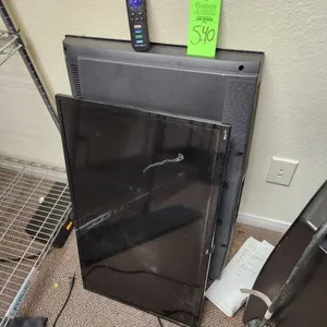 2 TVs - 1 is a  Roku TV