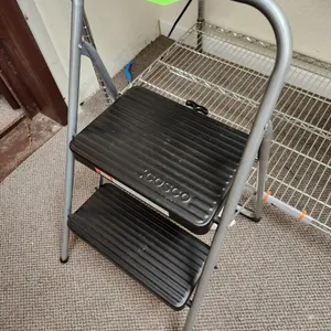 Rosco Step Stool