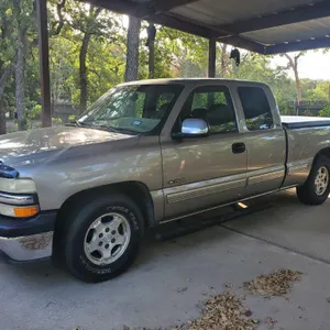 1999 Chevrolet 1500 Ext. Cab 5.3 Liter - 220,772 Miles - With Title
