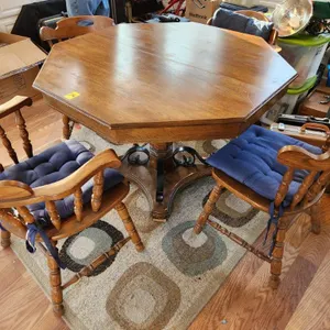 Octagon Dining Table & 4 Chairs