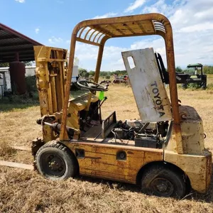 Toyota All Terrain Forklift - 4 Cyl Gasoline Engine. Was Running When Parked