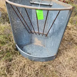 Horse Hay Feeder