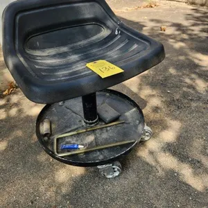Sunex Tools Mechanic Stool