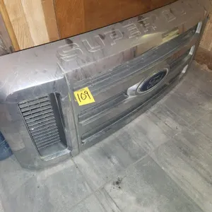 Super Duty Ford Grill