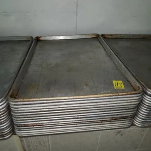 Sheet Pans 16 Ct.